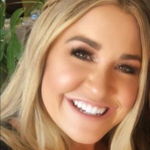 Meet your Posher, Brittney